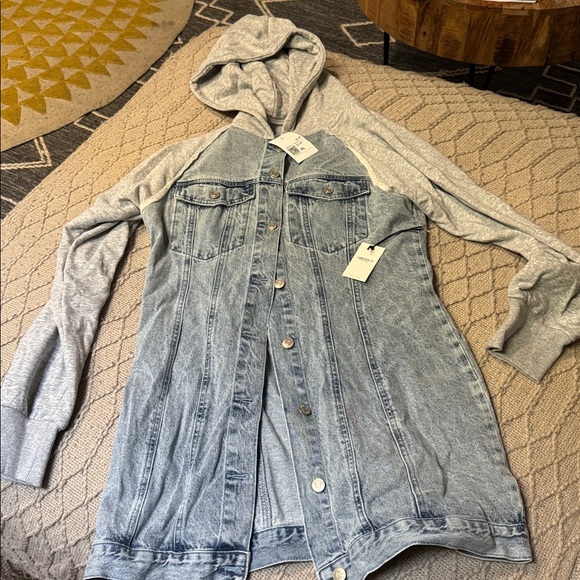 Forever 21 Jackets & Blazers - Forever 21 Light Gray Denim Jacket with Hood